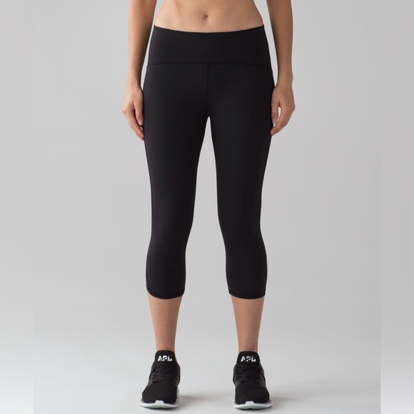 Lululemon Train Times Crop Leggingd 17”Black Sz 8 Mesh Venting Full-On® Luxtreme - Picture 3 of 9